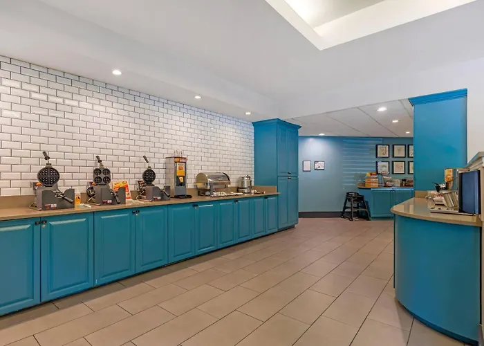 Country Inn & Suites By Radisson, Atlanta Galleria-Ballpark, Ga